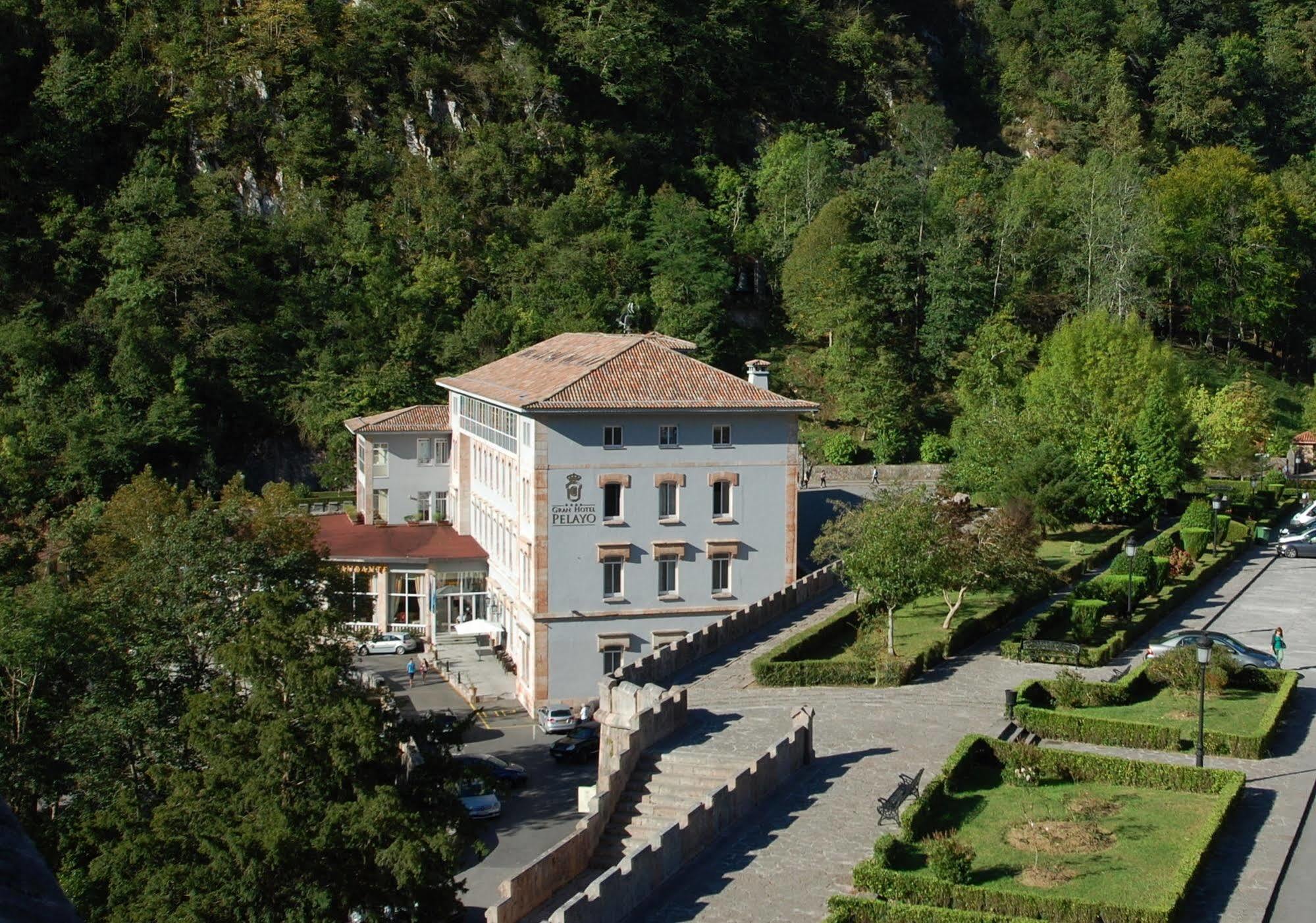 Arcea Gran Hotel Pelayo Covadonga Exterior foto